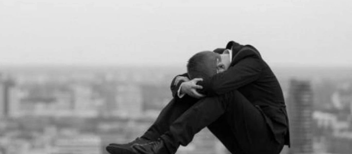 Αυτό δεν τον είχαν προβλέψει: Σε αυτή τη χώρα οι αυτοκτονίες ξεπέρασαν τους θανάτους από κορωνοϊό το 2020 (φωτο)